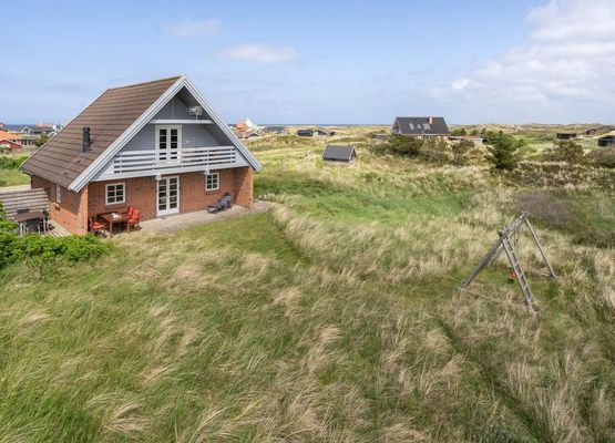 "Bjarnger" - 200m from the sea