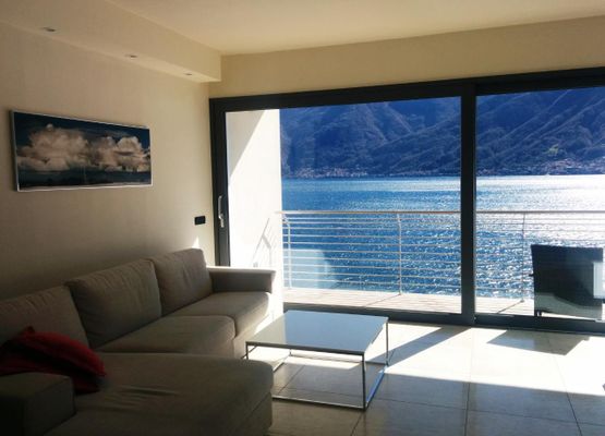 Barcarola - with Swimming Pool, Terrace and Lake View