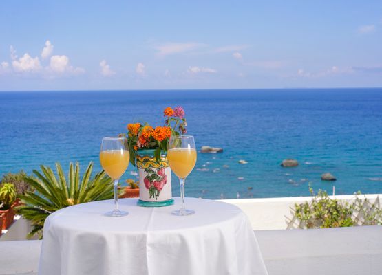 Wellness and relaxing time in Ischia with breakfast