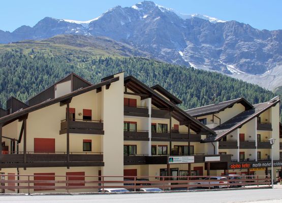 Holiday apartment Alpina Mountain Resort (SUN100)